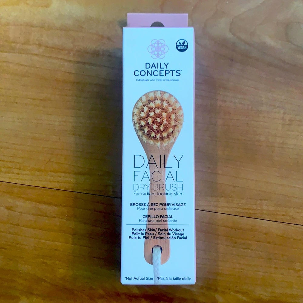 Daily Facial Dry Brush